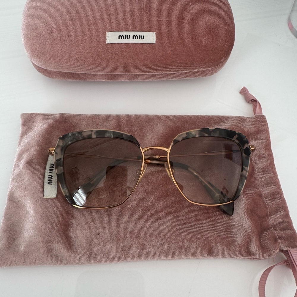 MIU MIU Cats Eye Tortoise Sunglasses SMU52Q AUTHENTIC ITALY